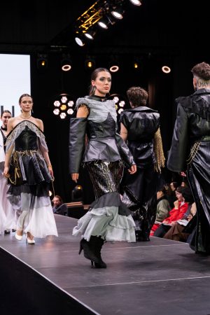 Fotografka-Tetiana Pidipryhora-poaz-dyplomowy