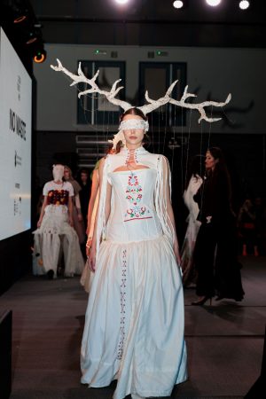 Fotografka-Tetiana Pidipryhora-poaz-dyplomowy